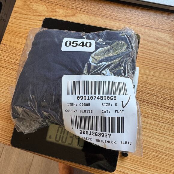 J.Crew Tissue Crepe Turtleneck Shirt SZ S Navy Blue Long Sleeve Pullover Cotton - Picture 8 of 8